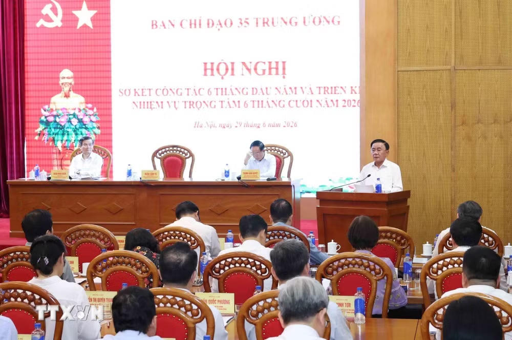 ttxvn-thuong-truc-ban-bi-thu-chu-tri-hoi-nghi-so-ket-6-thang-dau-nam-ban-chi-dao-35-trung-uong-5.jpg