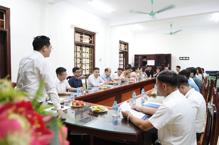 Tại buổi làm việc, Bí thư Bùi Văn Sáng đã yêu cầu tuyệt đối không để xảy ra tình trạng chậm tiến độ do nguyên nhân chủ quan