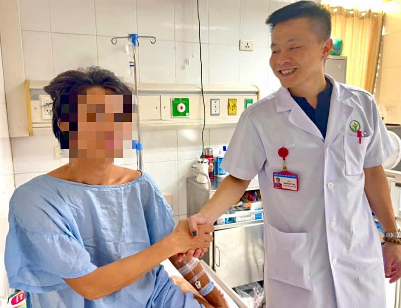Phẫu thuật cấp cứu người bệnh đứt rời trực tràng do nhiễm trùng nặng