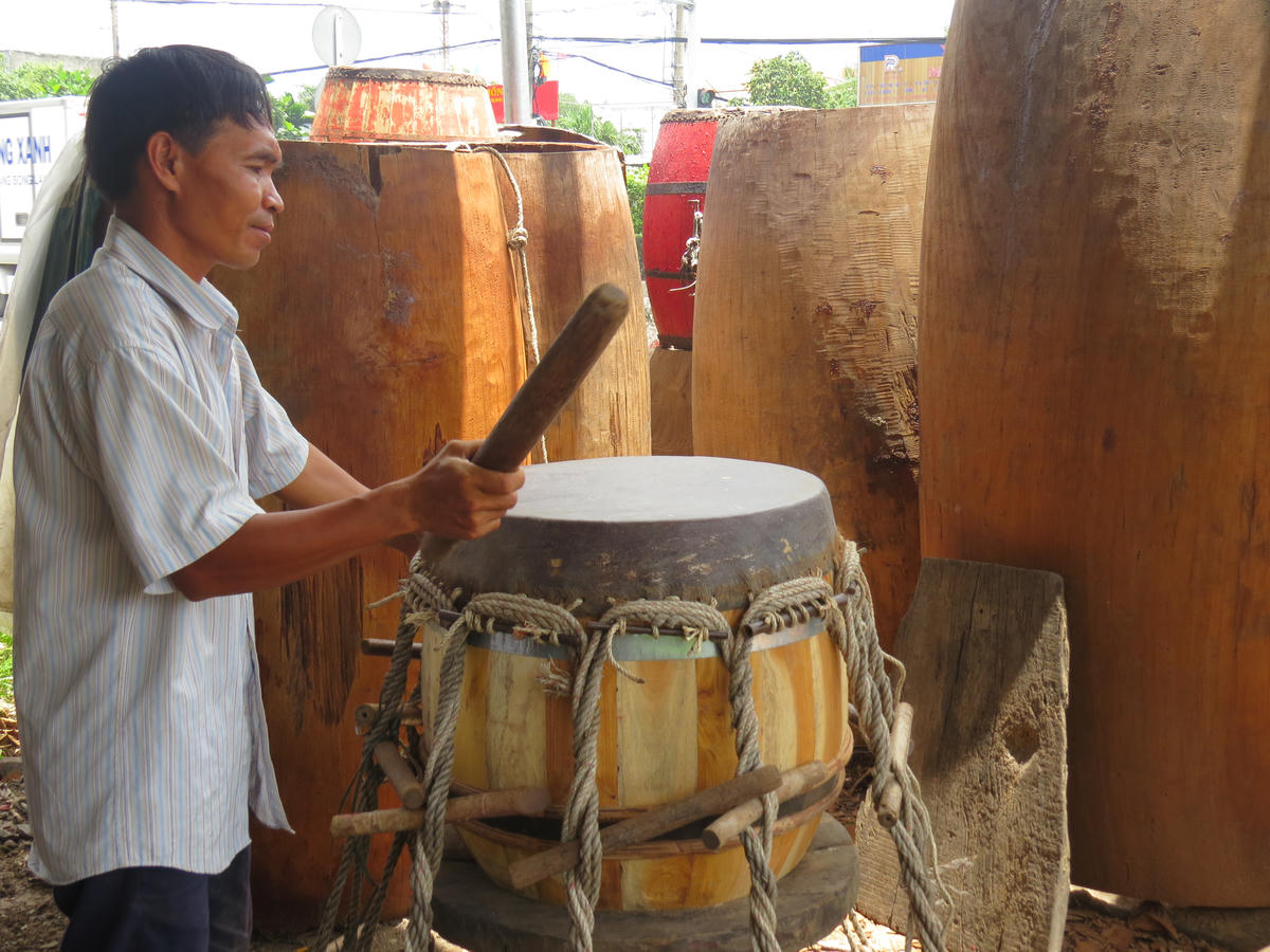 Trăm năm vang mãi tiếng trống Bình An