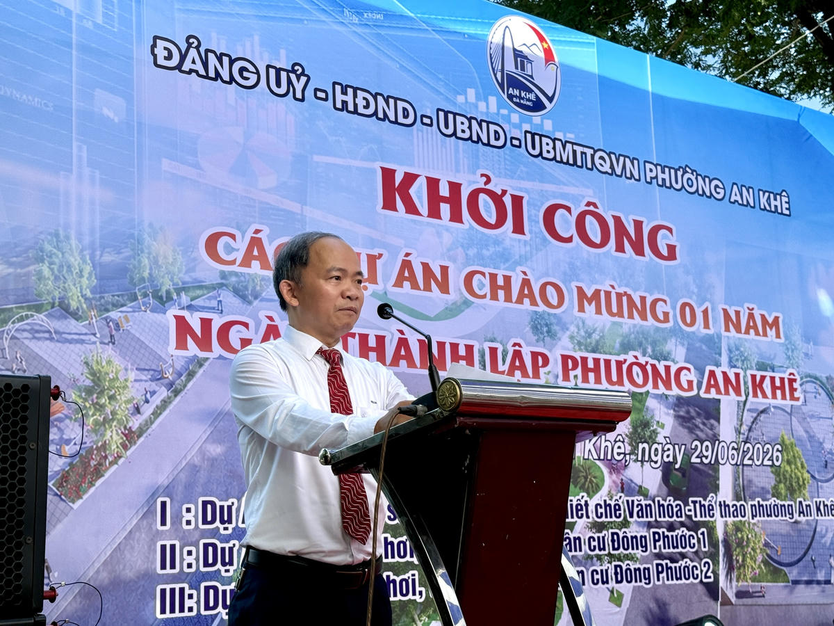 Giám đốc Ban quản lý dự án đầu tư xây dựng Hồ Hải Nam: “Công viên, khu vui chơi, vườn dạo không chỉ đáp ứng nhu cầu nghỉ ngơi, giải trí và rèn luyện sức khỏe cho người dân, mà còn góp phần cải thiện chất lượng môi trường sống, giảm ô nhiễm và điều hòa khí hậu đô thị”. Ảnh: Nguyễn Tú