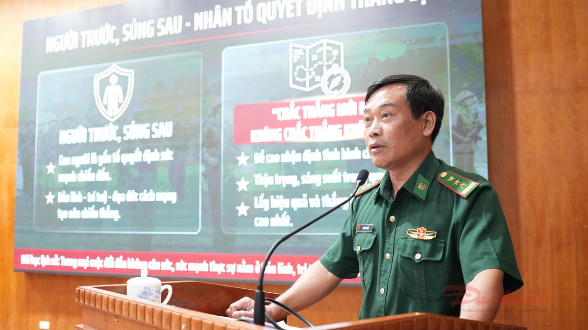 Bồi dưỡng bản lĩnh chính trị, kỹ năng thực tiễn cho cán bộ, chiến sĩ Bộ đội Biên phòng TP Hồ Chí Minh