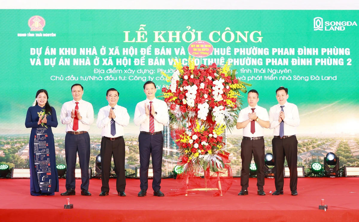 Chủ tịch UBND Thái Nguyên Vương Quốc Tuấn dự Lễ khởi công NOXH tại phường Phan Đình Phùng. Ảnh: TNGOP.