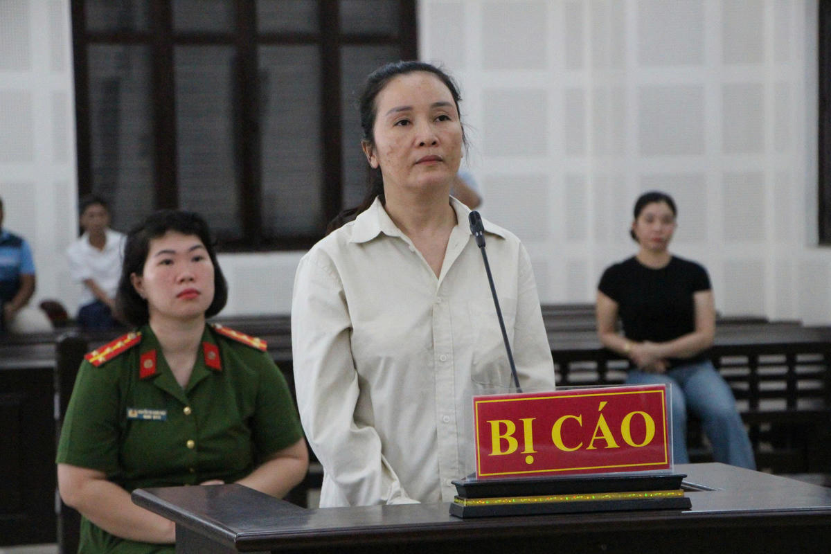 Bị cáo Lê Thị Nhạn. Ảnh: Nguyễn Tú.
