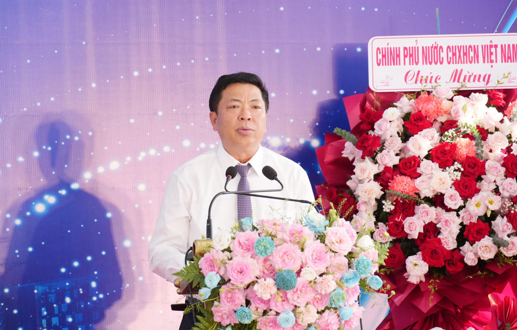Bộ trưởng Bộ Xây dựng Trần Hồng Minh phát biểu tại lễ khởi công.