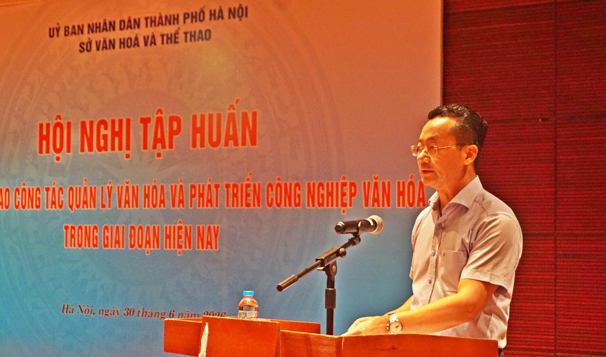 Phó Giám đốc Sở VHTT Hà Nội Phạm Xuân Tài phát biểu tại Hội nghị. Ảnh: Minh Huệ.