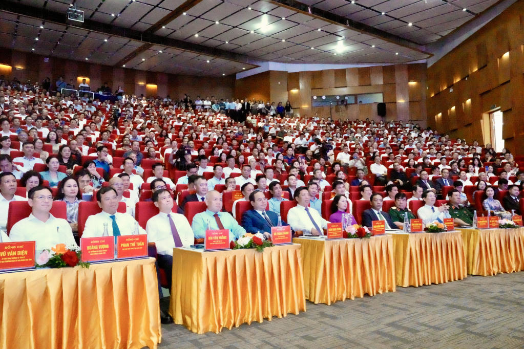 Quang cảnh hội nghị.