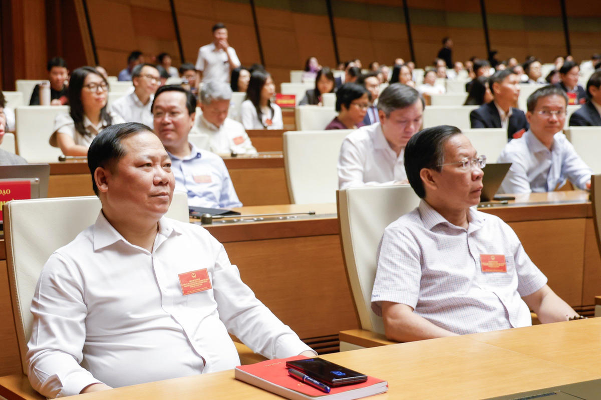 Các đại biểu dự hội nghị tại hội trường Diên Hồng. Ảnh: Quang Vinh