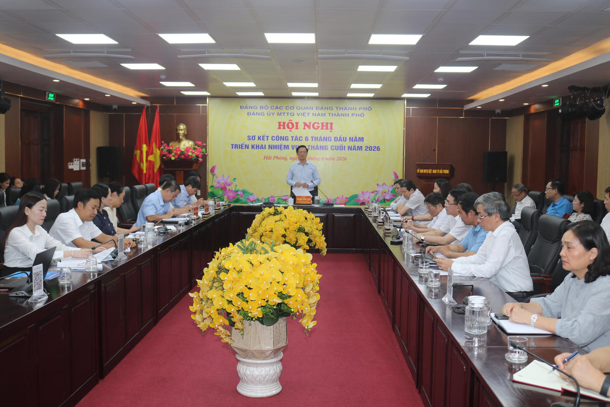 Quang cảnh hội  nghị. Ảnh: PT.