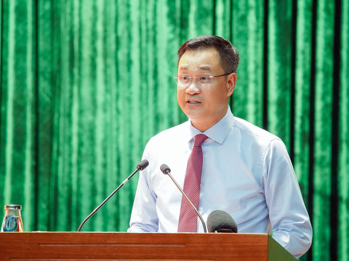 Bí thư Thành ủy Lê Ngọc Quang phát biểu giao nhiệm vụ tại hội nghị. Ảnh: Mai Quang.
