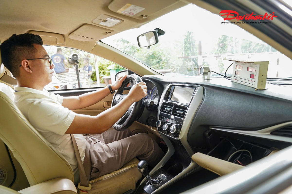 Ngày đầu bỏ phần thi mô phỏng trong sát hạch lái xe: Thí sinh phấn khởi, kỳ vọng giảm áp lực