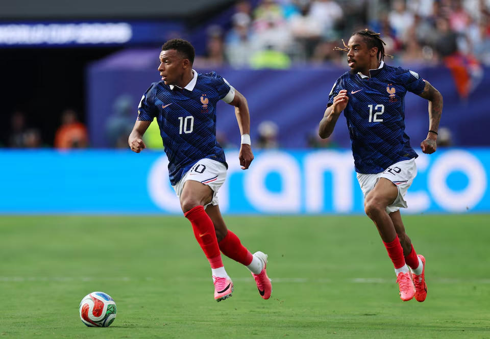 Kylian Mbappe có thêm cú đúp và nâng tổng số bàn thắng tại World Cup 2026 lên 6 bàn. Nguồn: Reuters.