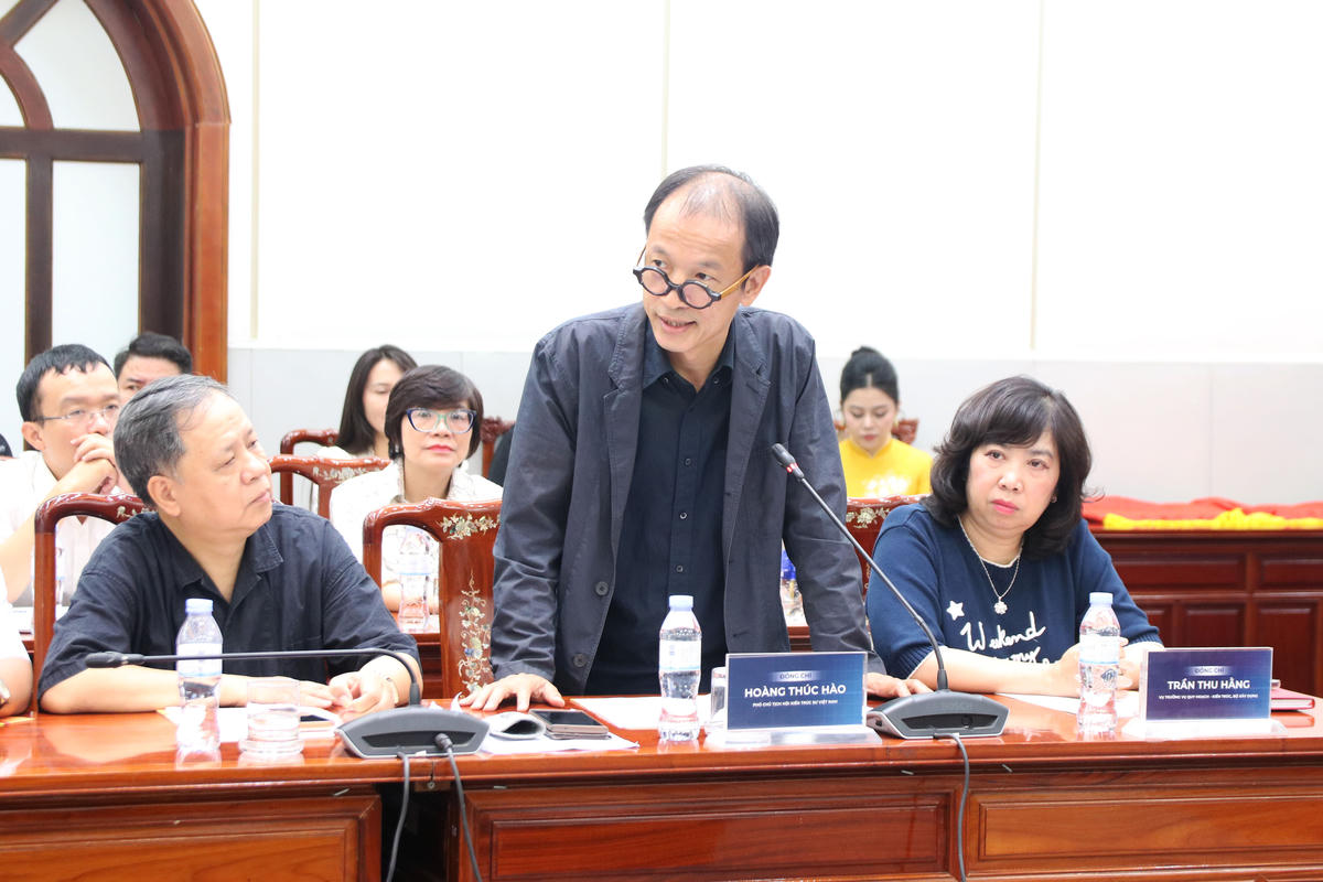 Ông Hoàng Thúc Hào - Phó Chủ tịch Hội Kiến trúc sư Việt Nam phát biểu tại buổi lễ.
