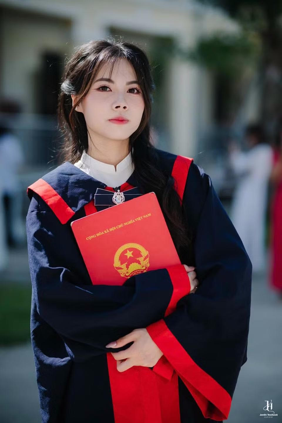Chân dung thủ khoa Phạm Bích Phương, học sinh Trường THPT Thanh Miện II, TP Hải Phòng.