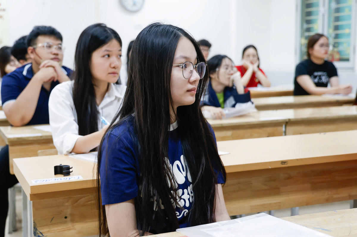 Phổ điểm thi phản ánh đúng năng lực, thí sinh cần tính toán kỹ nguyện vọng
