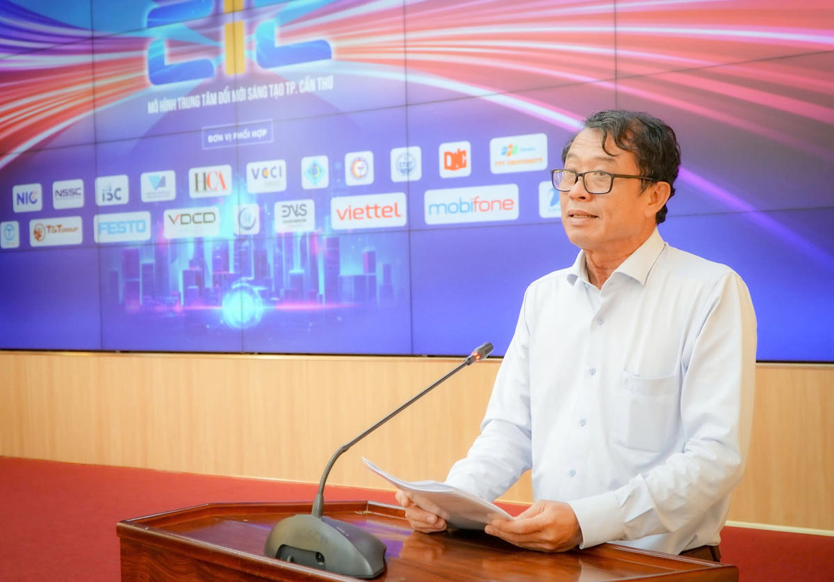 Phó Chủ tịch UBND TP Cần Thơ Nguyễn Văn Khởi phát biểu tại lễ công bố. Ảnh HT