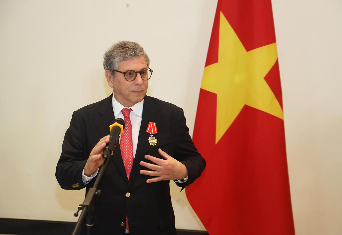 Đại sứ Marco Farani trân trọng cảm ơn Tổng Bí thư, Chủ tịch nước, Lãnh đạo Nhà nước và Bộ Ngoại giao Việt Nam. Ảnh: BNG