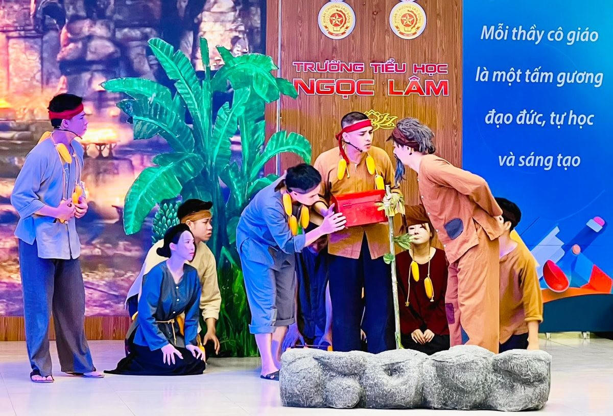 Sân khấu học đường nuôi dưỡng tâm hồn trẻ thơ