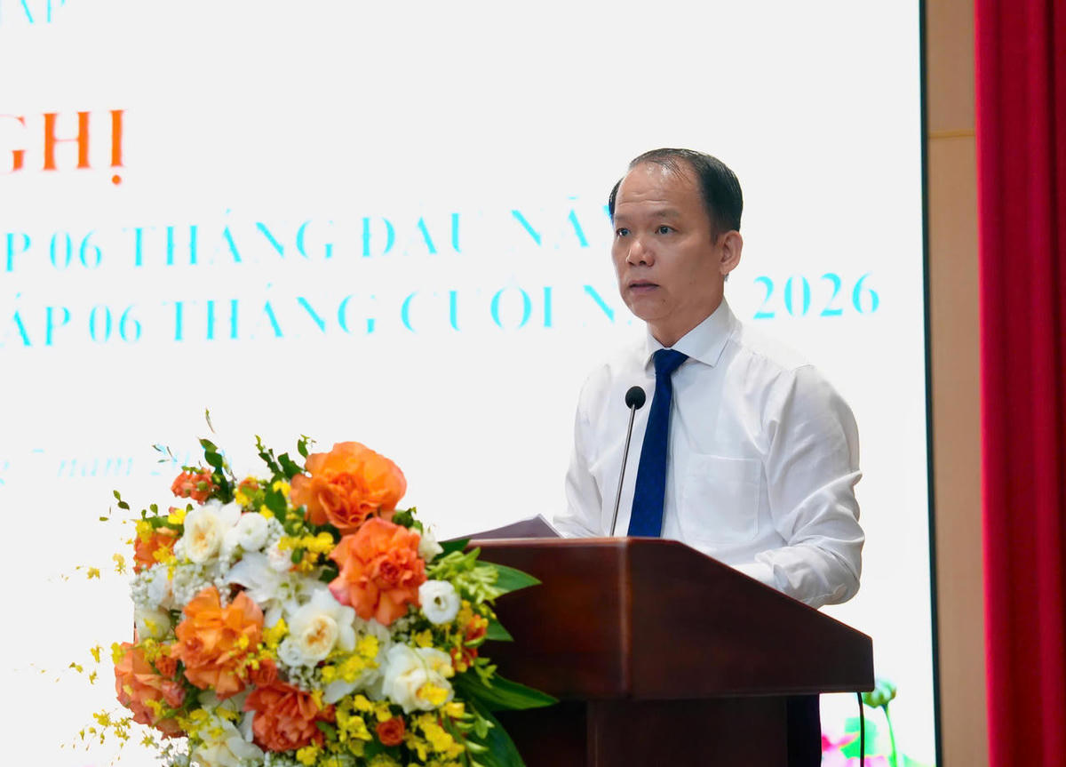 Bộ trưởng Bộ Tư pháp Hoàng Thanh Tùng phát biểu khai mạc Hội nghị.