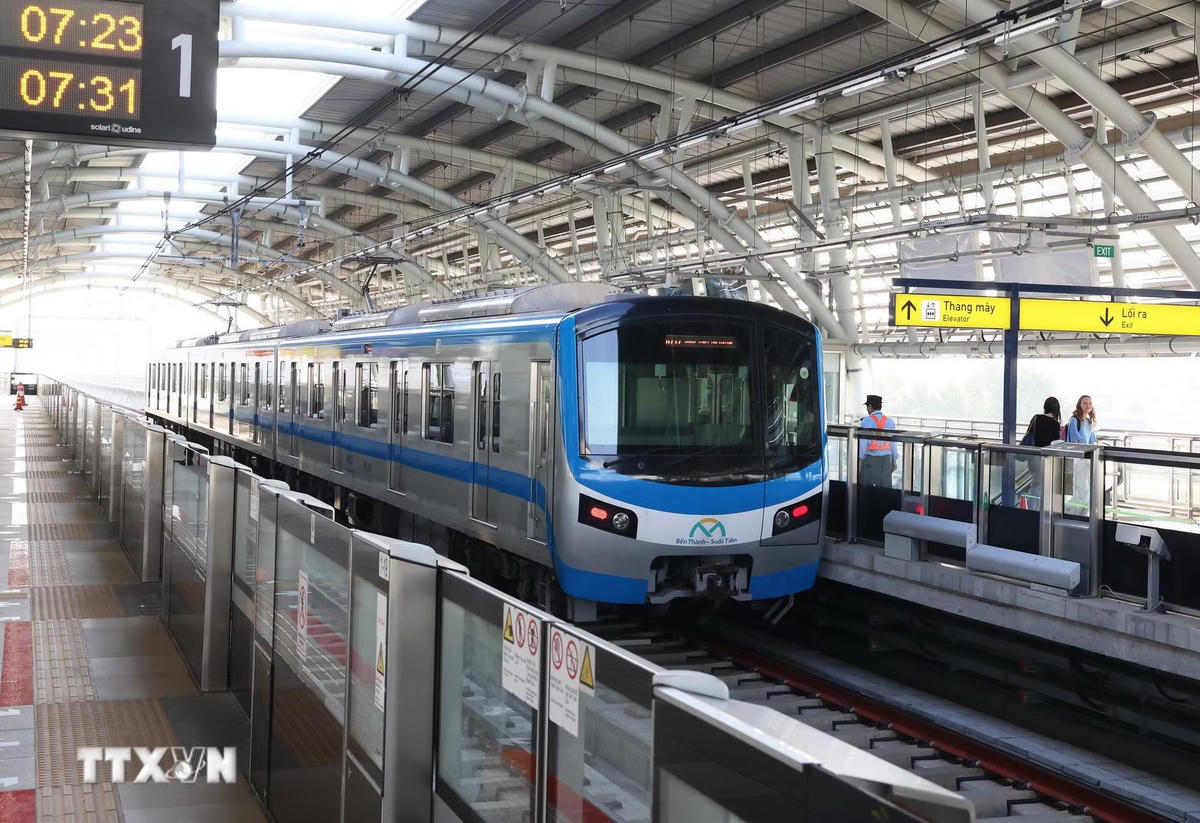 ttxvn-metro-ben-thanh-suoi-tien-1.jpg