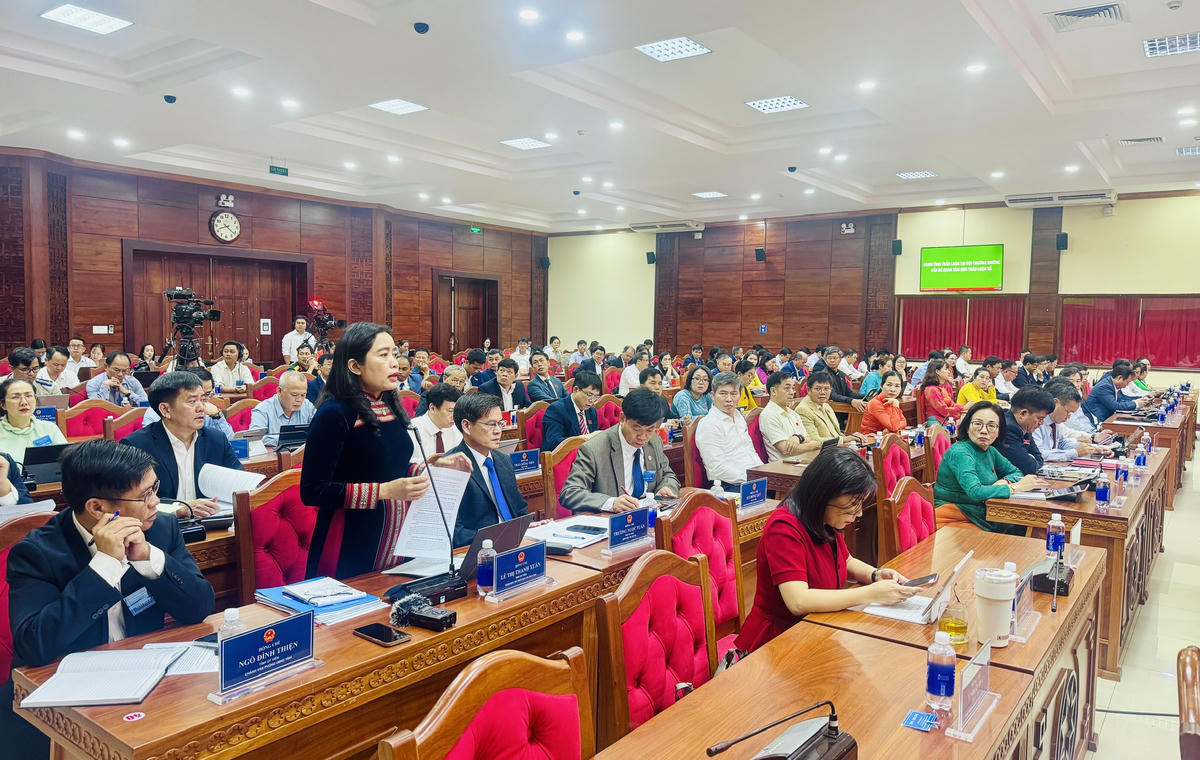 Bà Lê Thị Thanh Xuân, Giám đốc Sở Giáo dục và Đào tạo tỉnh Đắk Lắk phát biểu. Ảnh: Thanh Nga.