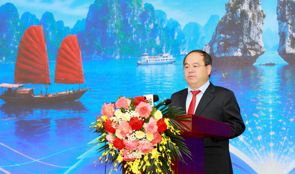 Bí thư Tỉnh ủy Quảng Ninh Quản Minh Cường phát biểu tại buổi lễ. 