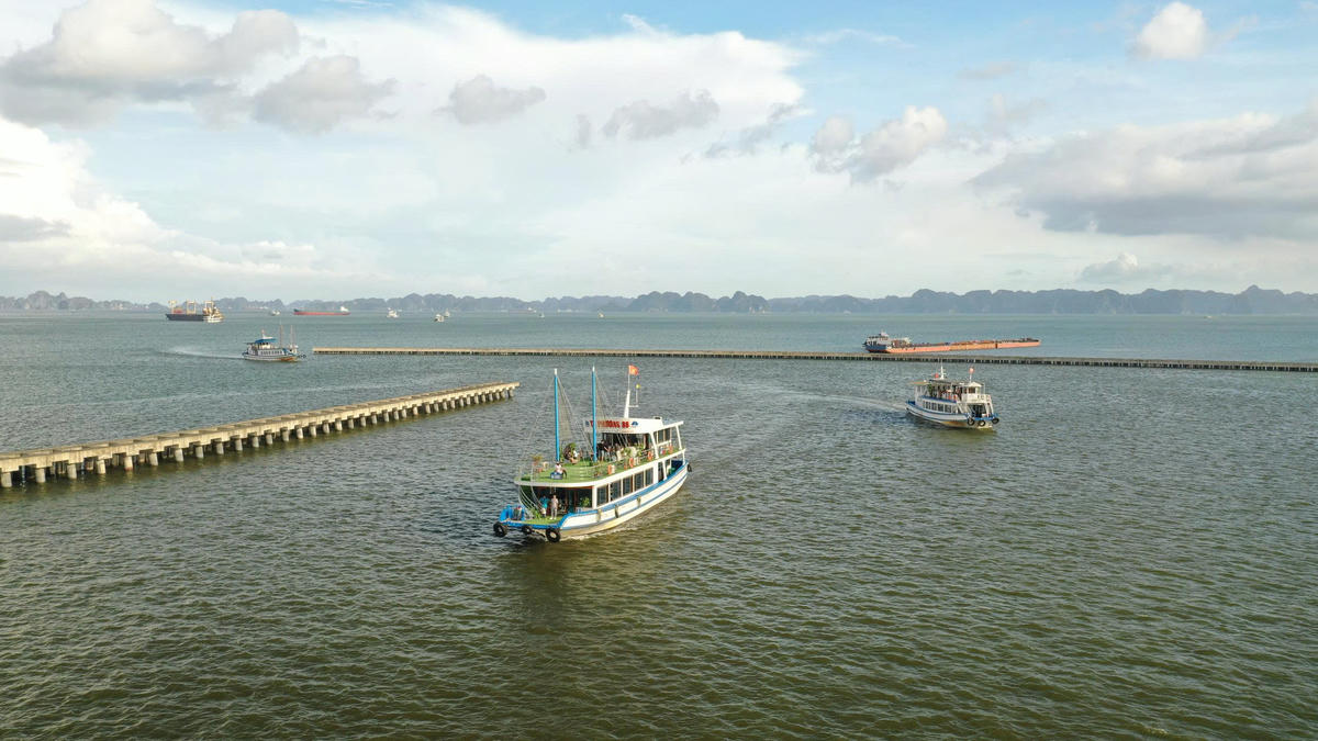 Quảng Ninh: Chủ động ứng phó bão số 1, đưa khách du lịch về bờ an toàn