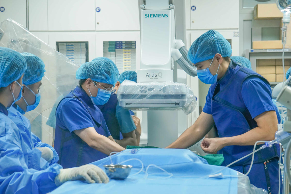 Cứu sống người bệnh 68 tuổi hai lần đột quỵ liên tiếp