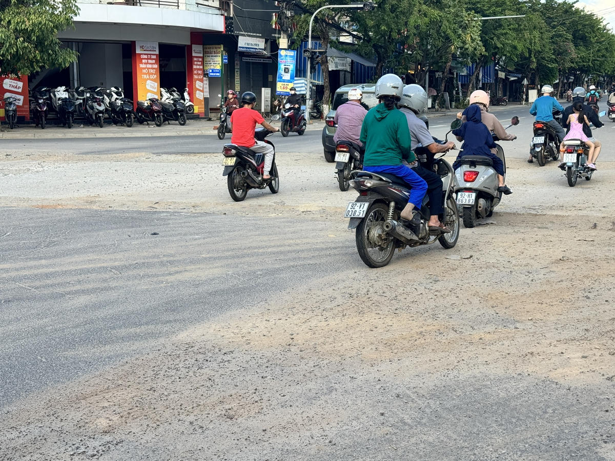 Một góc nhìn từ trên cao Dự án cống ngầm trên đường Trưng Nữ Vương. Ảnh: CĐ.