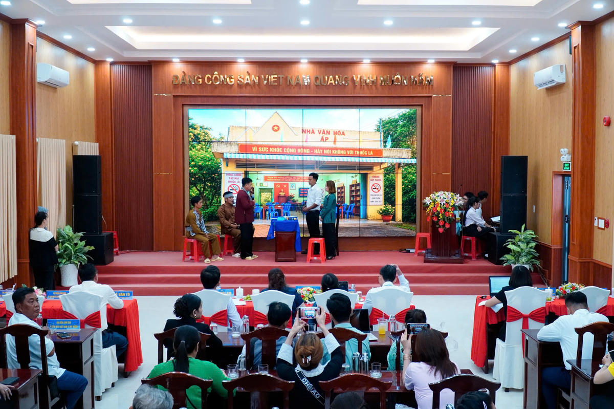 Tuyên truyền viên giỏi xây dựng môi trường không khói thuốc
