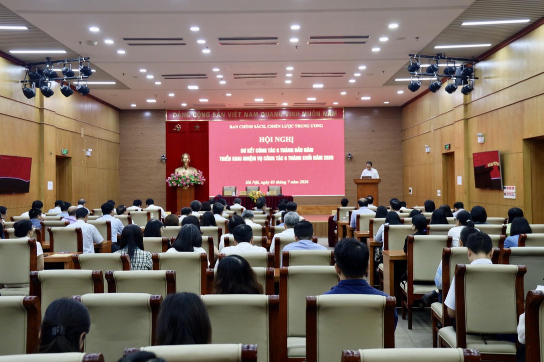 Quang cảnh hội nghị.