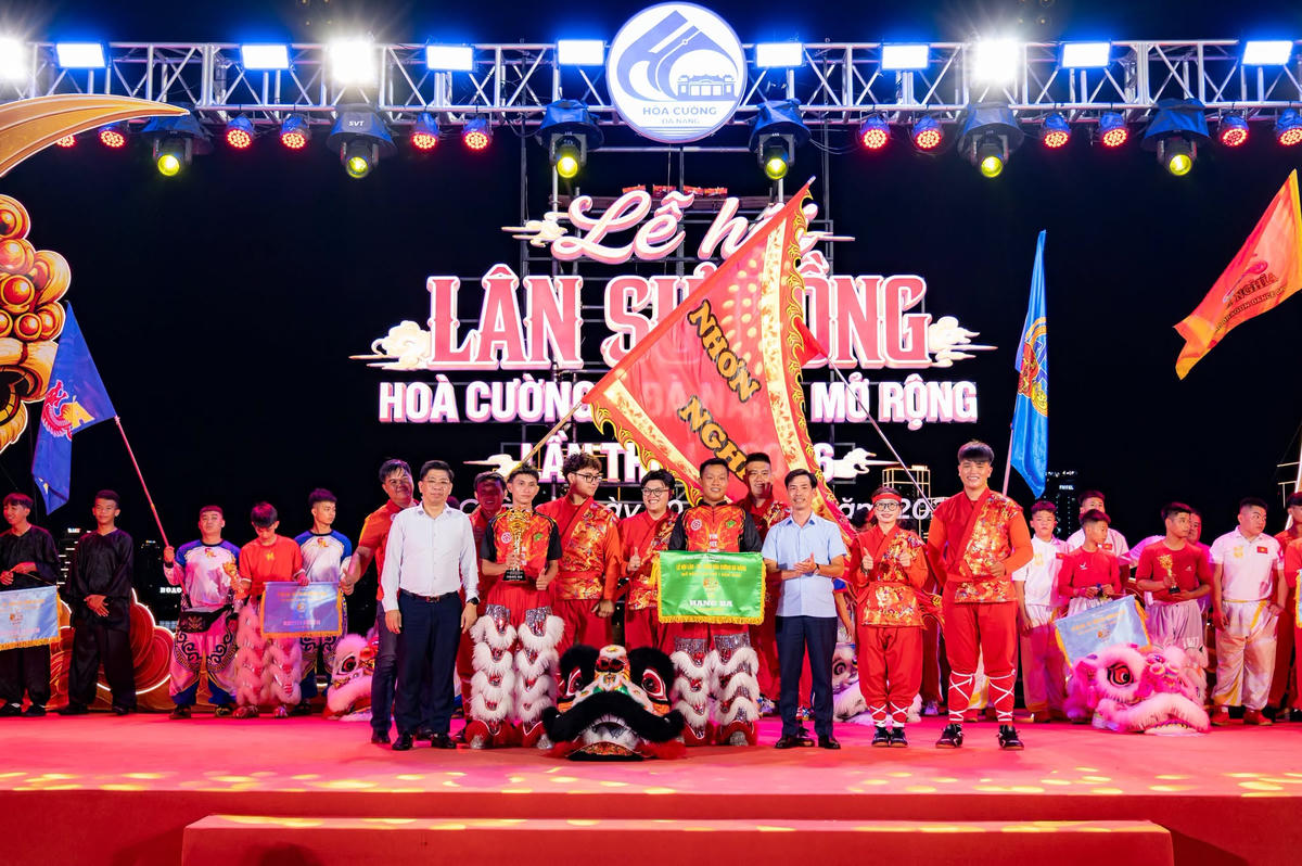 Các đoàn phía Nam thắng lớn tại Lễ hội Lân - Sư - Rồng Hòa Cường Đà Nẵng