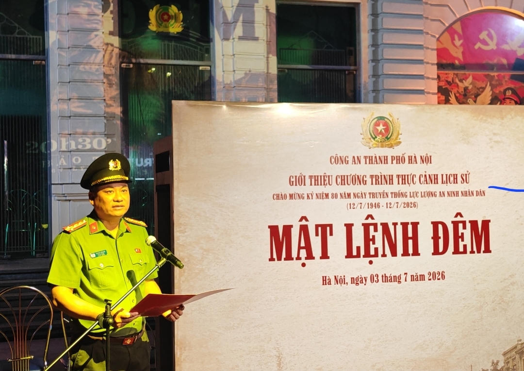 Đại tá Nguyễn Tiến Đạt, Phó Giám đốc Công an TP Hà Nội phát biểu tại chương trình.