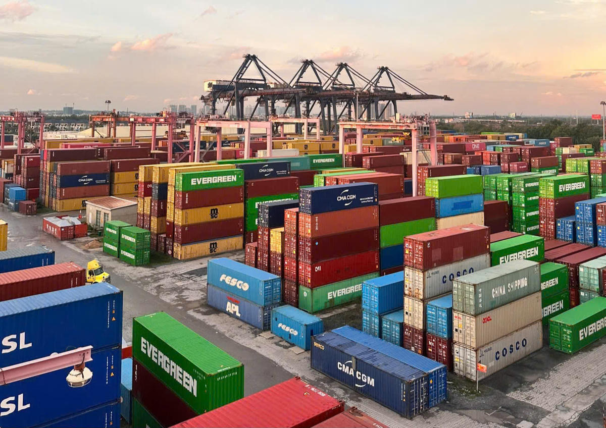 Doanh nghiệp mong muốn, chi phí logistics giảm nhằm tăng khả năng cạnh tranh cho hoạt động sản xuất, kinh doanh. Ảnh: S.X.