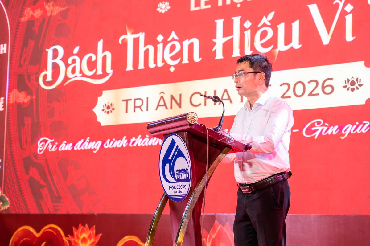 Đà Nẵng: Chương trình tri ân cha mẹ tại Phố đi bộ Bạch Đằng