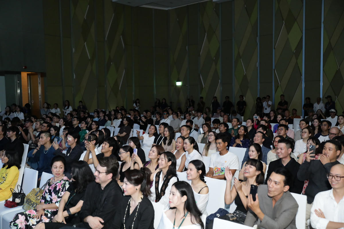 Đông đảo các nghệ sĩ, nhà làm phim, nhà sản xuất trẻ tham dự các hạng mục của DANAFF Talents. Ảnh: Bộ VHTTDL.