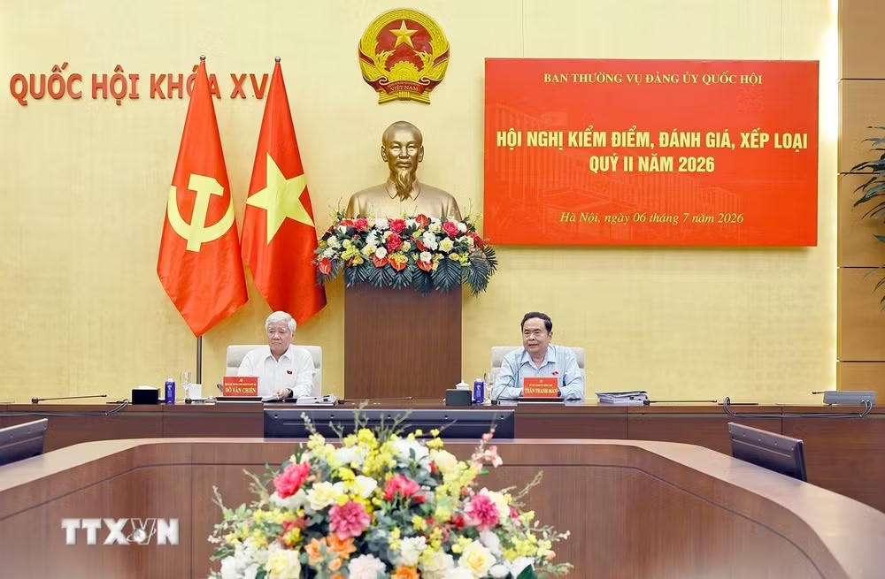 ttxvn-chu-tich-quoc-hoi-tran-thanh-man-chu-tri-cuoc-hop-cua-ban-thuong-vu-dang-uy-quoc-hoi-8869577-4.jpg