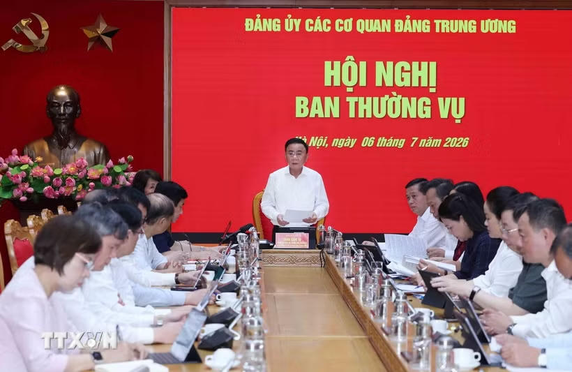 Đồng chí Trần Cẩm Tú, Ủy viên Bộ Chính trị, Thường trực Ban Bí thư, Bí thư Đảng uỷ các cơ quan Đảng Trung ương chủ trì Hội nghị. (Ảnh: Phương Hoa/TTXVN)
.