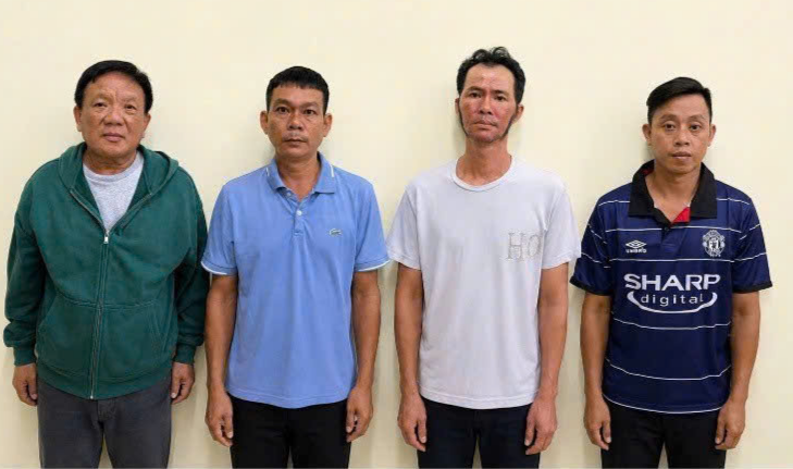 4 đối tượng trong đường dây cá độ bóng đá tại cơ quan công an.