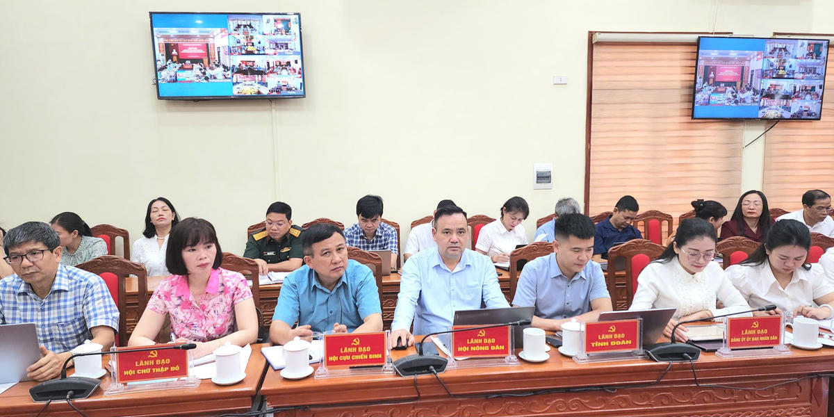 Các đại biểu dự Hội nghị.