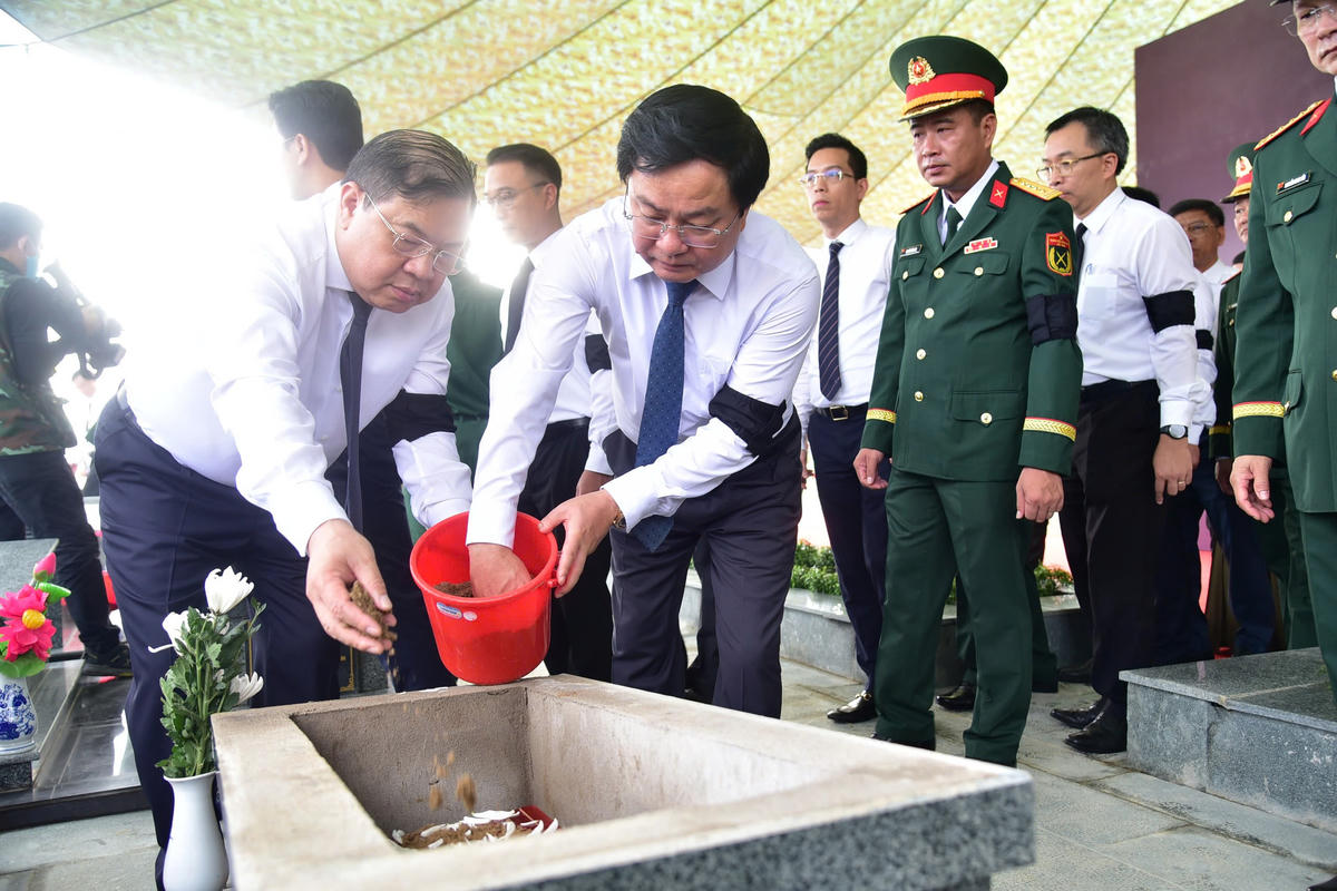 Tây Ninh: Tổ chức lễ viếng, truy điệu và an táng 173 hài cốt liệt sĩ hy sinh tại Campuchia