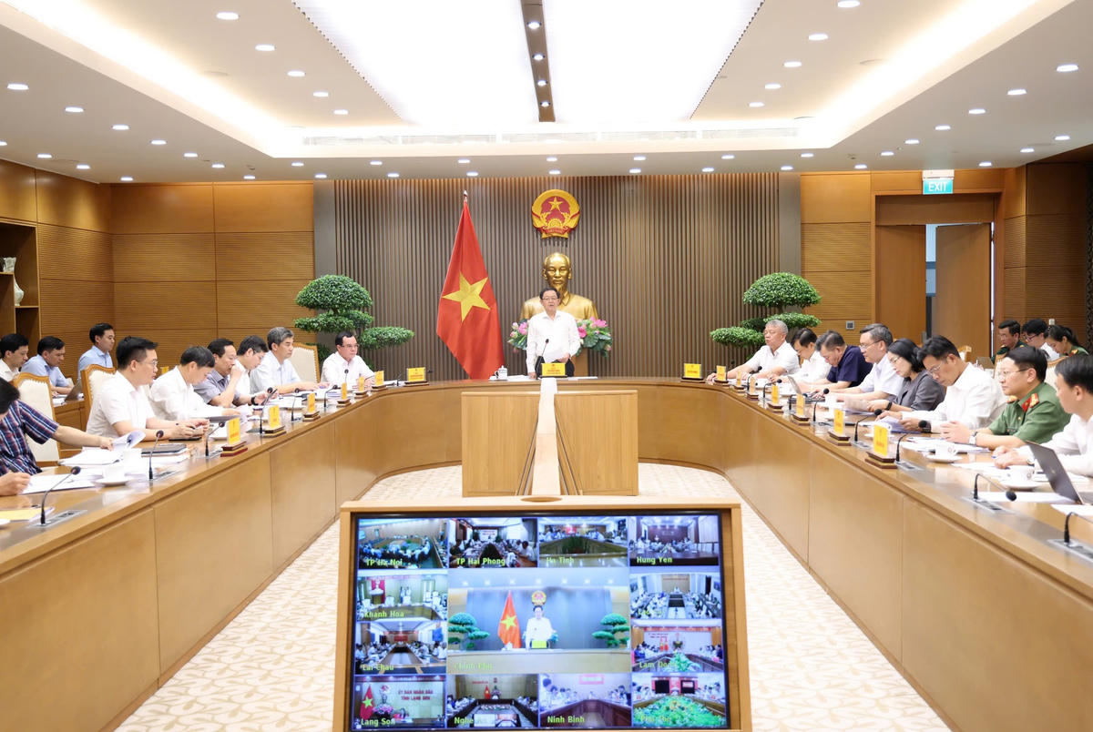 Phó Thủ tướng Hồ Quốc Dũng chủ trì Hội nghị quán triệt, thúc đẩy triển khai Chương trình MTQG xây dựng nông thôn mới, giảm nghèo bền vững và phát triển kinh tế-xã hội vùng đồng bào Dân tộc thiểu số và miền núi - Ảnh: Gia Huy