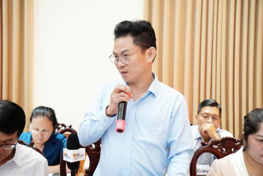Ông Nguyễn Vinh Huy - Chủ tịch Hội Doanh nghiệp khu vực Trung tâm Sài Gòn, chia sẻ những khó khăn cần tháo gỡ cho doanh nghiệp. Ảnh: MTTP.