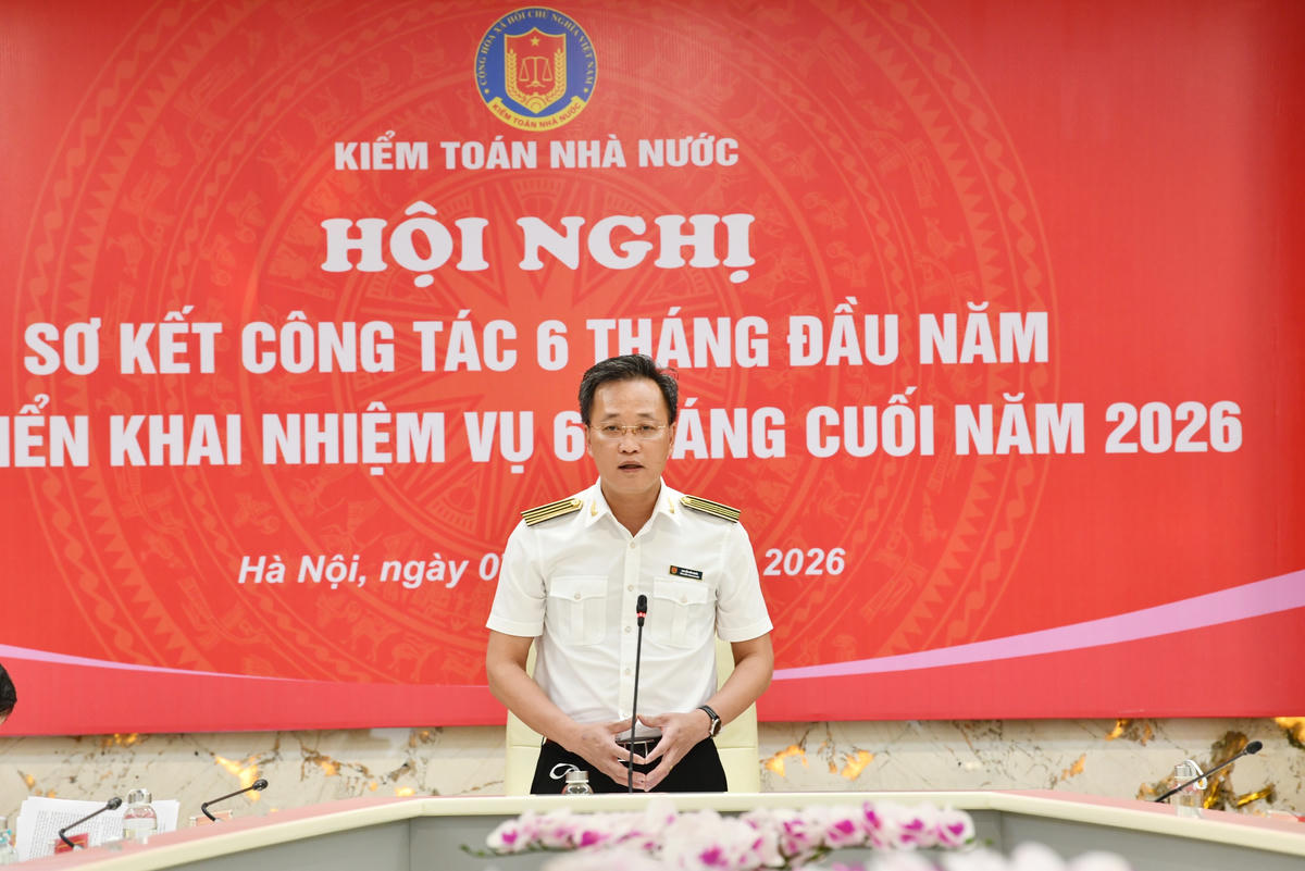 Tổng Kiểm toán nhà nước Nguyễn Hữu Nghĩa phát biểu khai mạc hội nghị