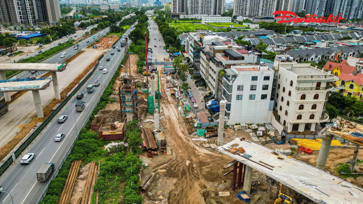 Nút giao gần 2.400 tỷ đồng ở cửa ngõ phía Tây Hà Nội dần lộ diện sau hơn một năm thi công