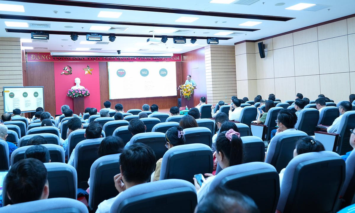 Quang cảnh tọa đàm