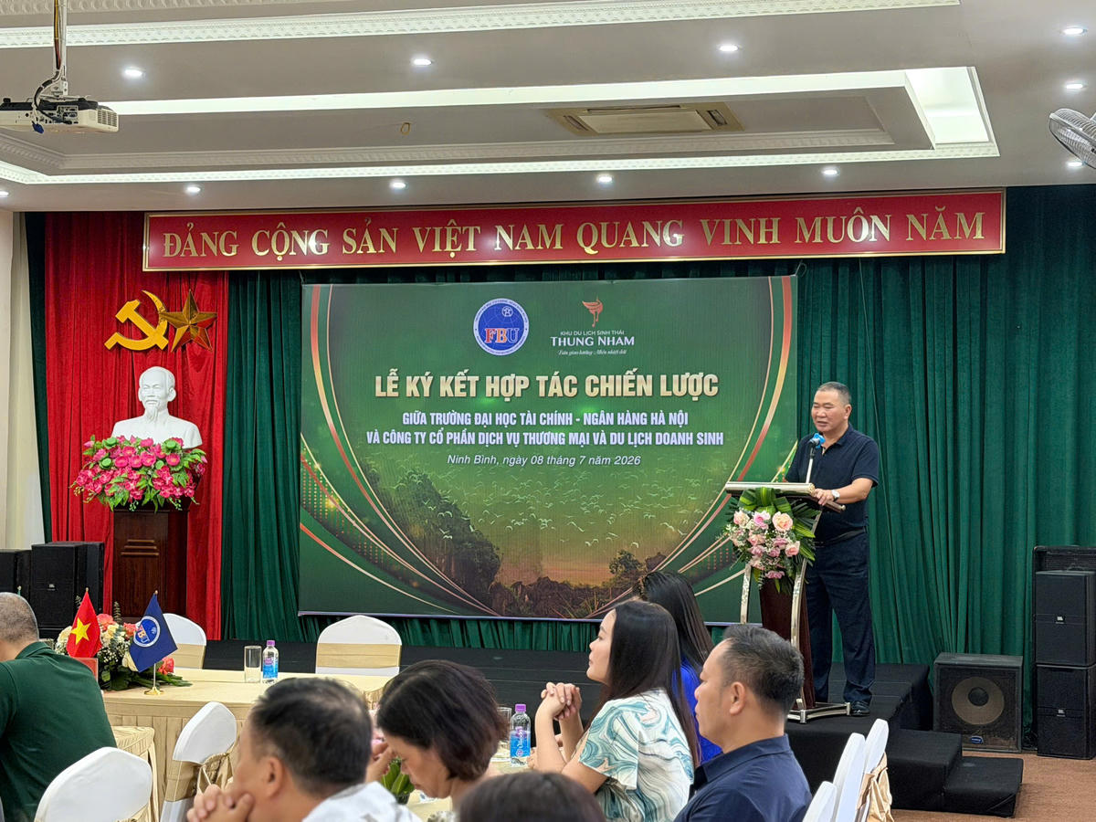 PGS.TSKH Bùi Xuân Biên, Chủ tịch Hội đồng trường FBU phát biểu tại sự kiện.