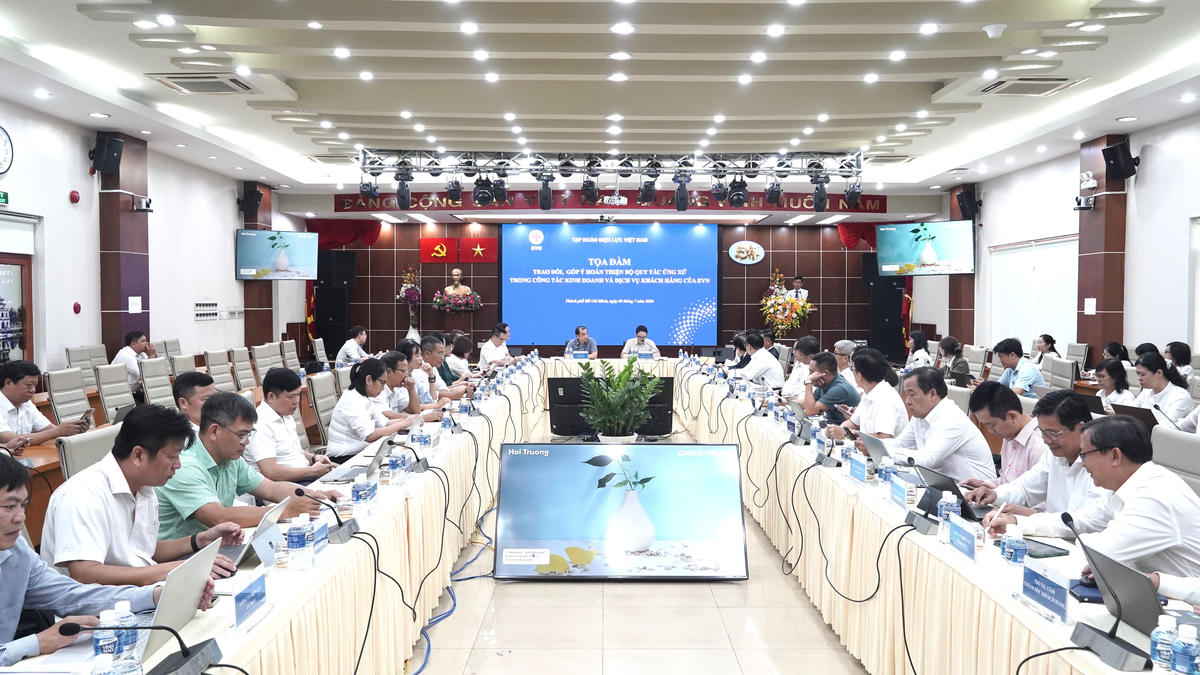 Quang cảnh Tọa đàm.