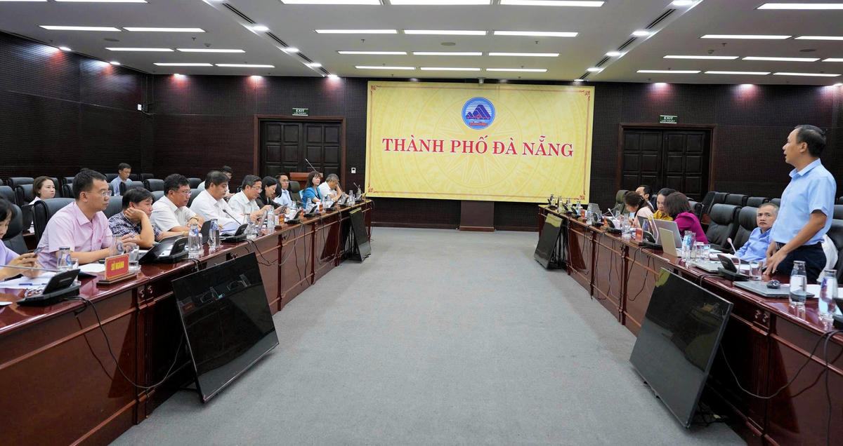 Quang cảnh buổi làm việc. Ảnh: NT.