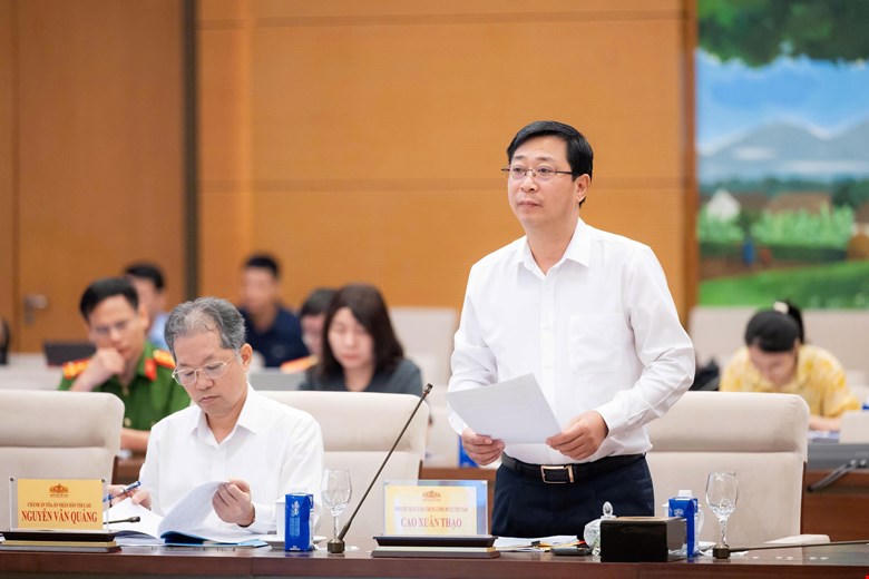 Phó Chủ tịch UBTƯ MTTQ Việt Nam Cao Xuân Thạo phát biểu tại phiên họp